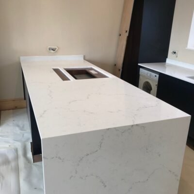 Unistone Carrara Venatino composiet keukenblad (gepolijst)