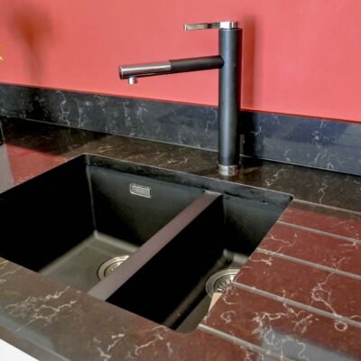 Unistone Java Black kwartscomposiet keukenblad