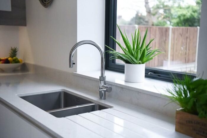Snowy Ibiza Silestone composiet keukenblad - Afbeelding 3