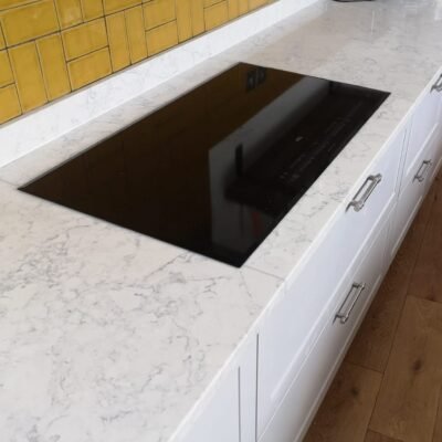 Unistone Valley White composiet keukenblad (velluto)