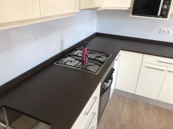 Neolith Nero Satin keramiek keukenblad - Afbeelding 4