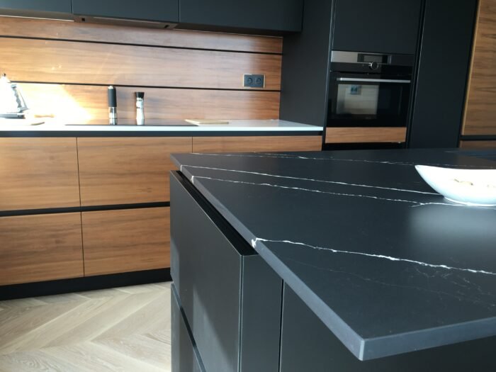 Technistone Poetic Black Keukenbladq