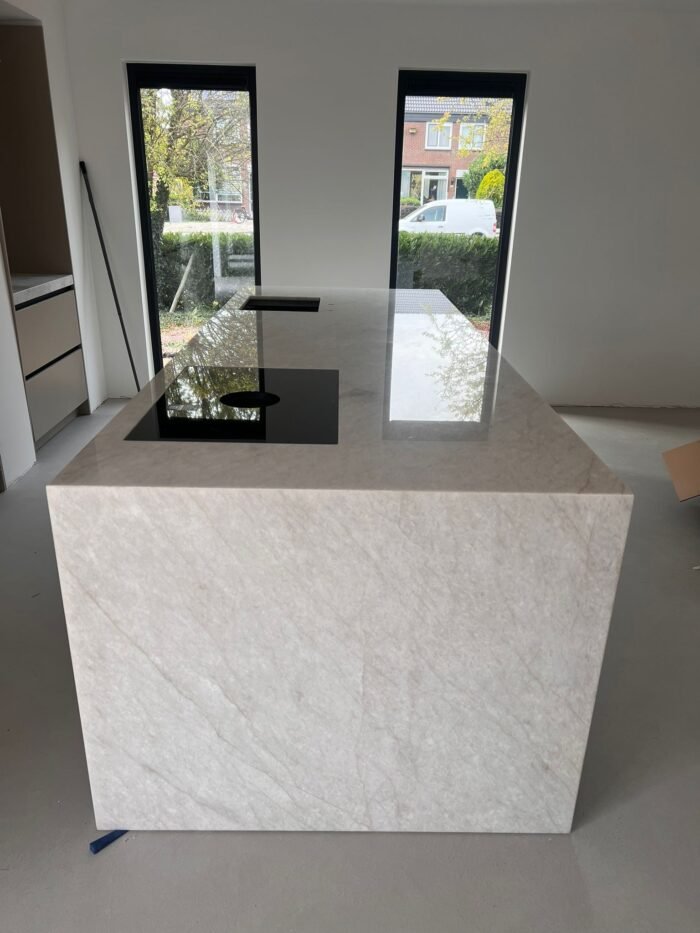 kwarsiet keukenblad cristaalo white
